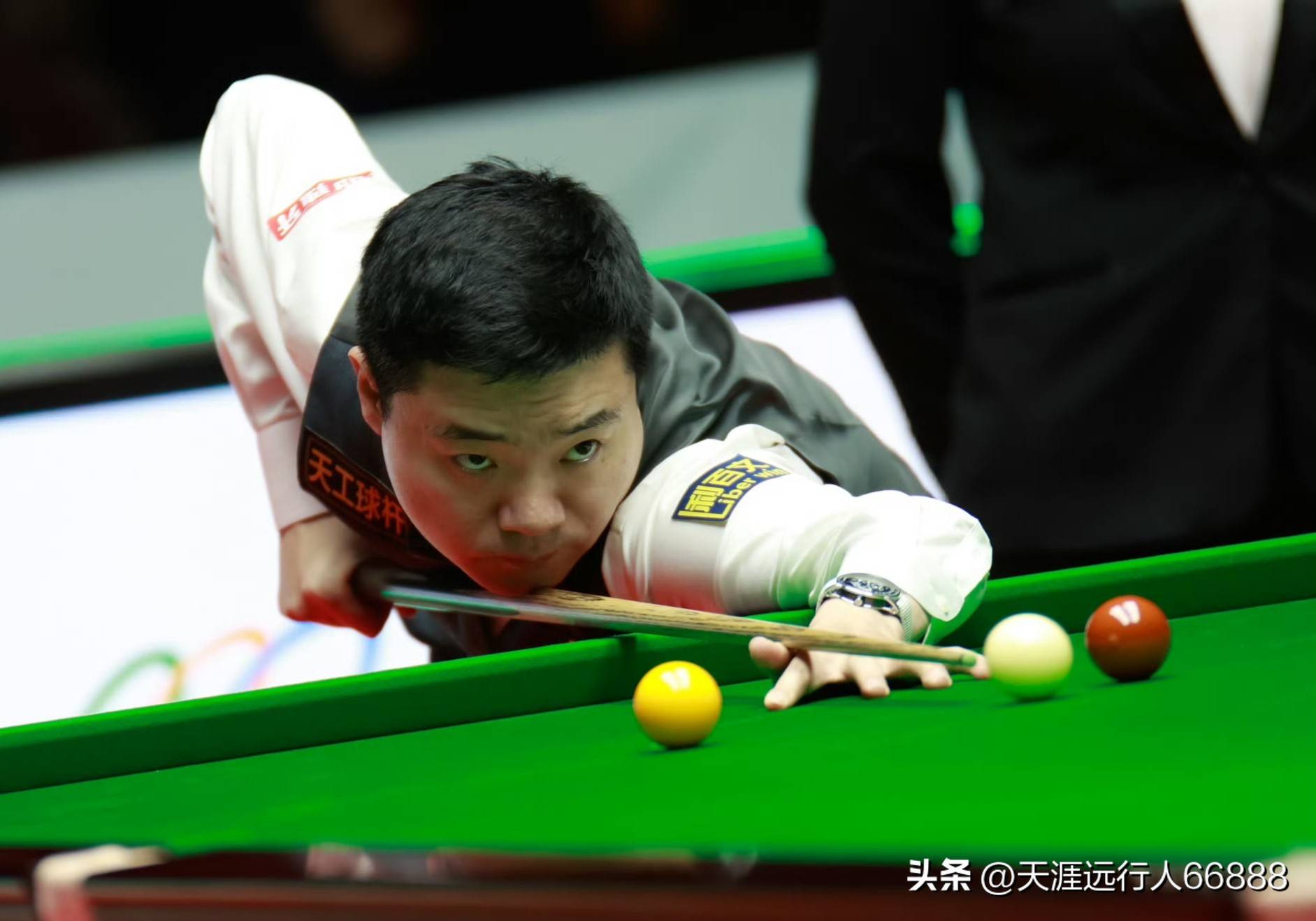 进入职业生 进入职业生